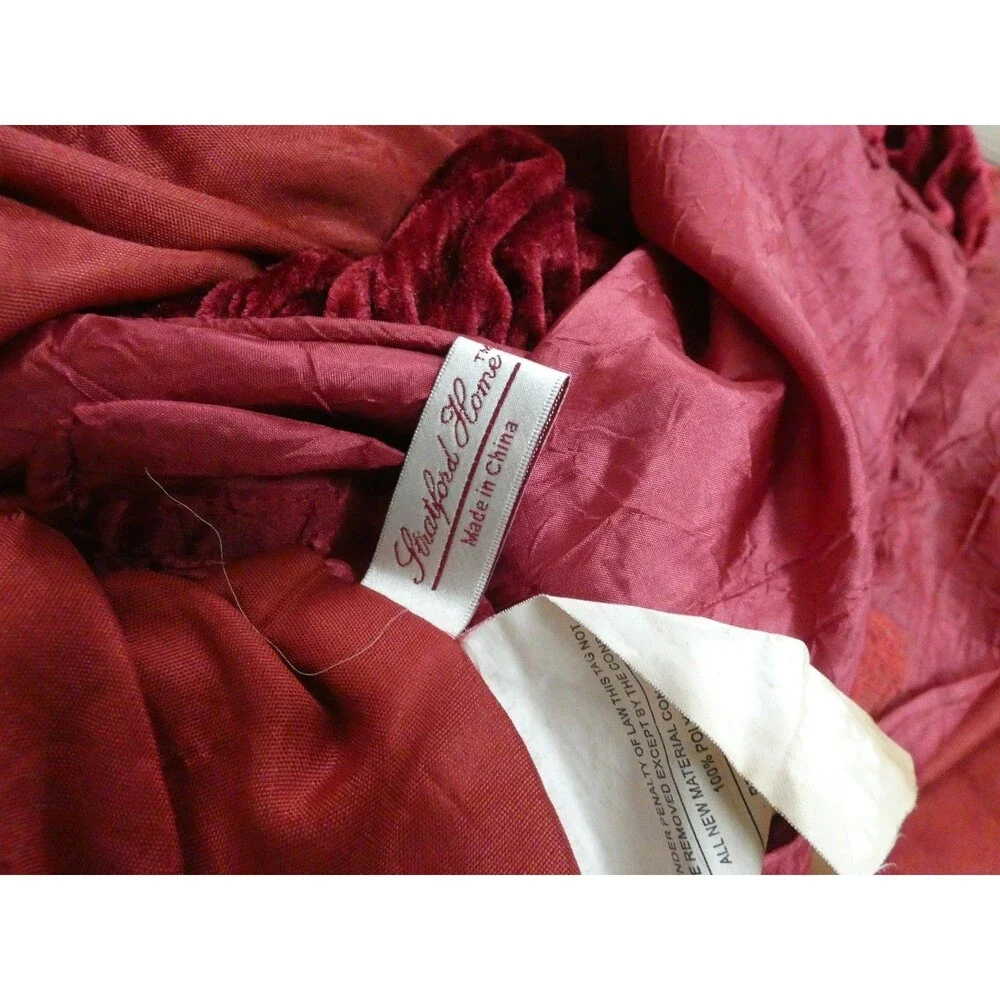 VTG Stratford Home Red Velvet & Satin Christmas Tree Skirt Ruffle 55